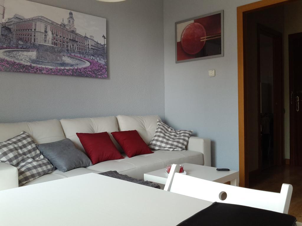 Apartamento Calle Mauricio Legendre Madrid Room photo